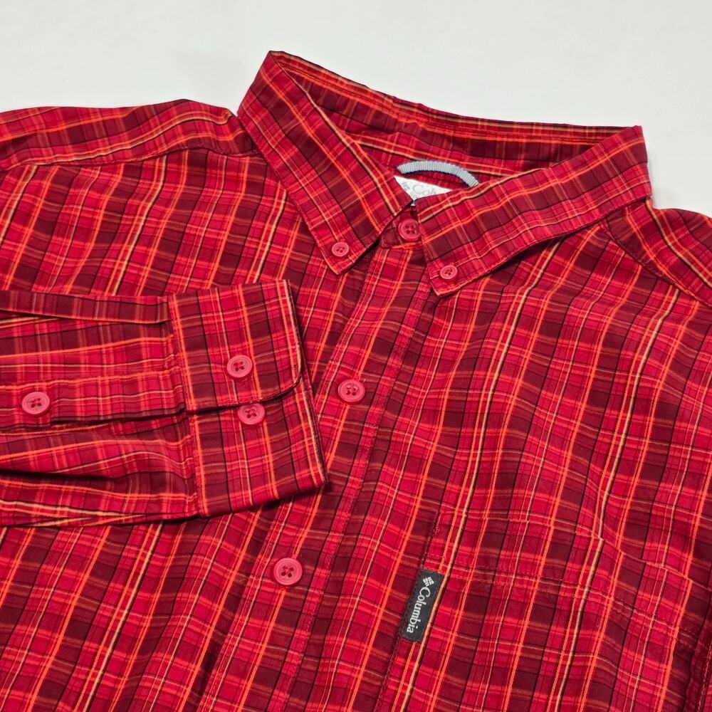 Columbia Sportswear Men’s L Red Plaid Long Sleeve Button Down Shirt 100% Cotton